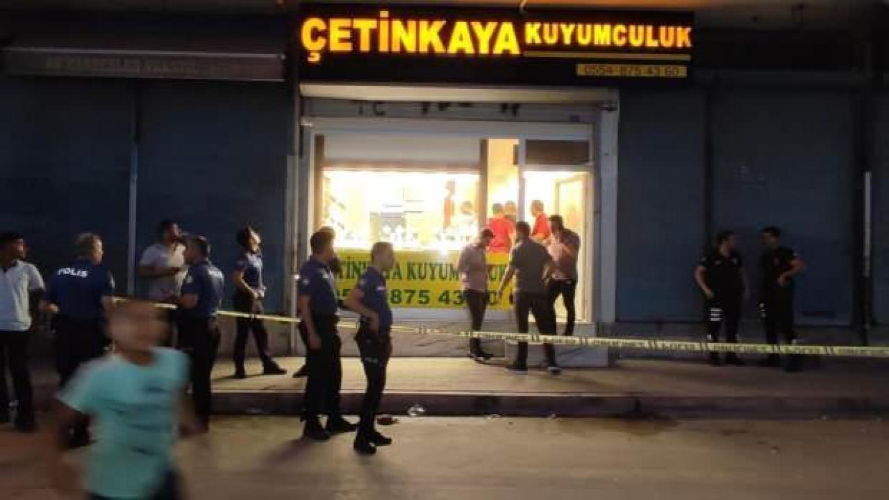 Adana’da silahlı kuyumcu soygunu: 1 yaralı