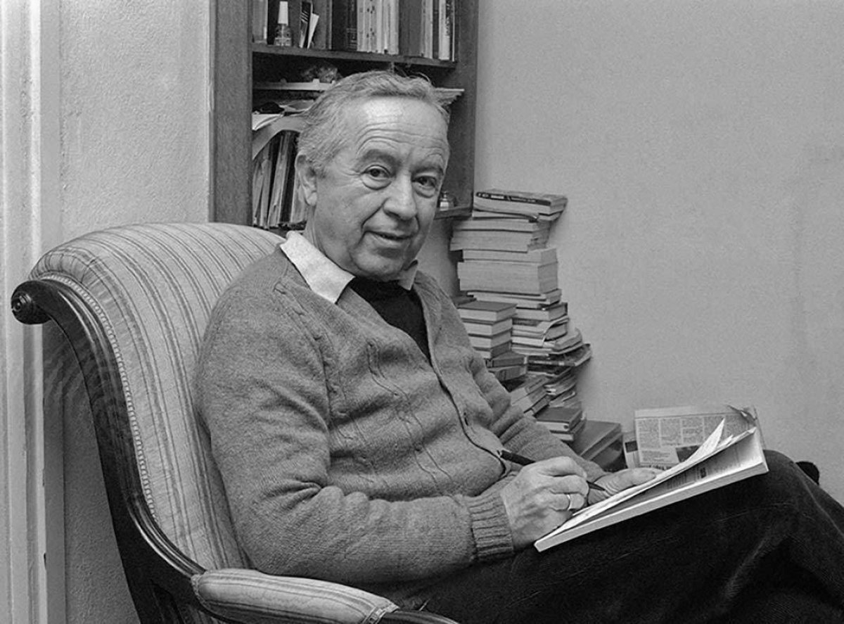 Anayurt Oteli ve Aylak Adam romanlarının yazarı Yusuf Atılgan, 100 yaşında #1
