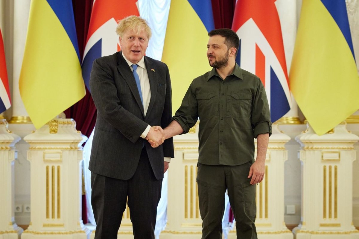 Boris Johnson: Ukrayna ordusundaki 10 bin askeri 120 günde eğitebiliriz #2
