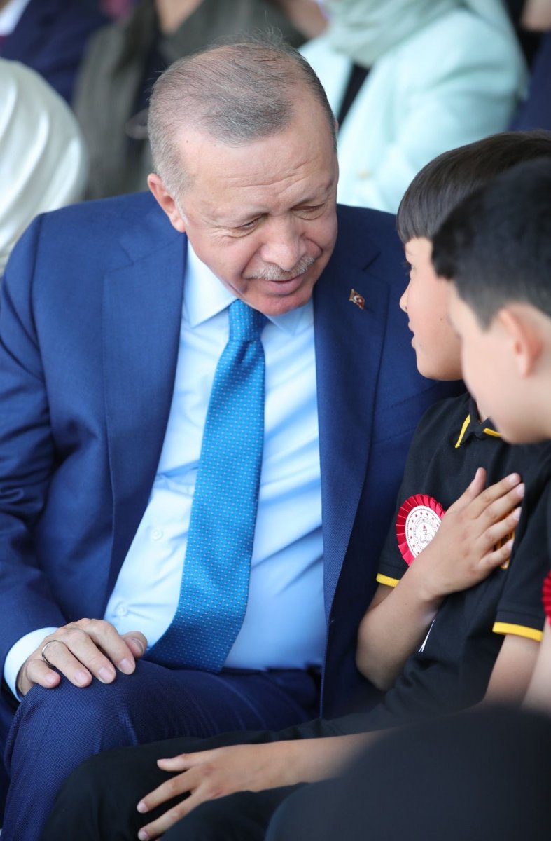 Cumhurbaşkanı Erdoğan ın karne dağıtım töreni konuşması #4