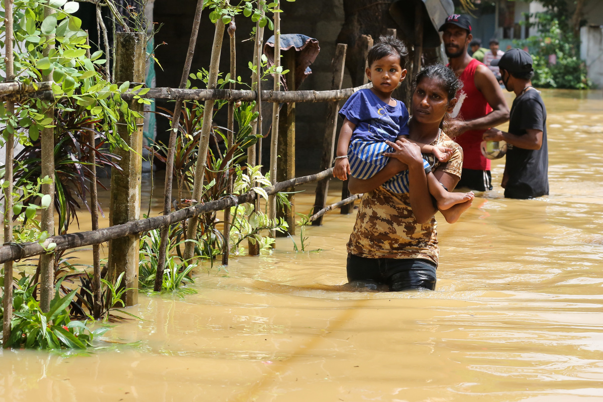 Hindistan ve Bangladeş’te muson yağmurları: 34 ölü