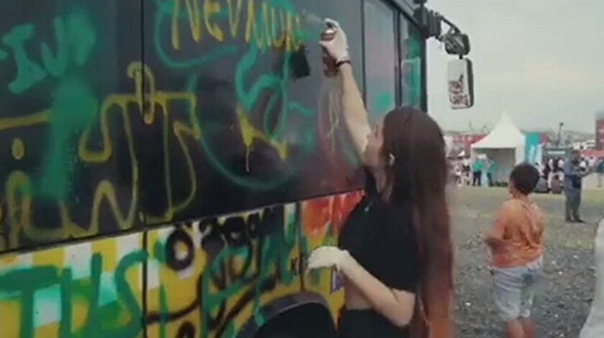 İBB, Yenikapı da otobüs boyama etkinliği düzenledi #3