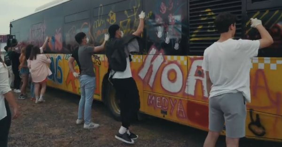İBB, Yenikapı da otobüs boyama etkinliği düzenledi #5
