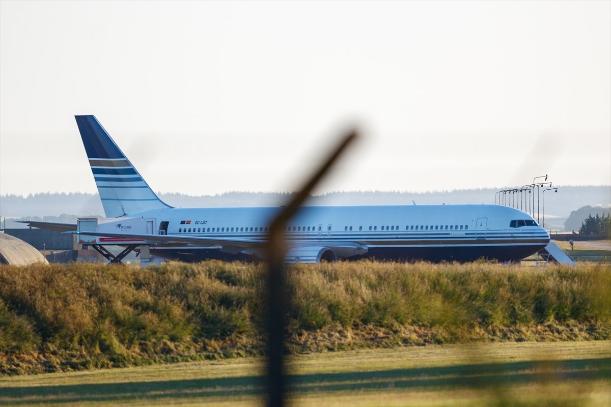 İngiltere de sığınmacıları Ruanda ya götürecek olan uçak durduruldu #2