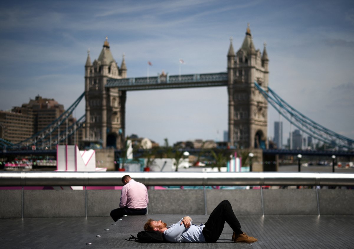 İngiltere ve Fransa da aşırı sıcak hava uyarısı #2