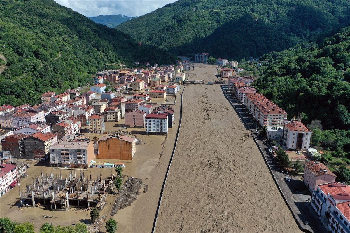 Kastamonu da aşırı yağış: Bozkurt u sel vurdu #6