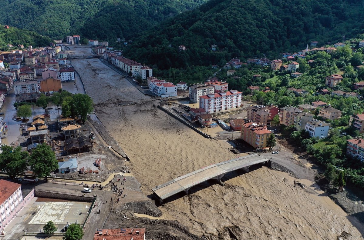 Kastamonu da aşırı yağış: Bozkurt u sel vurdu #13