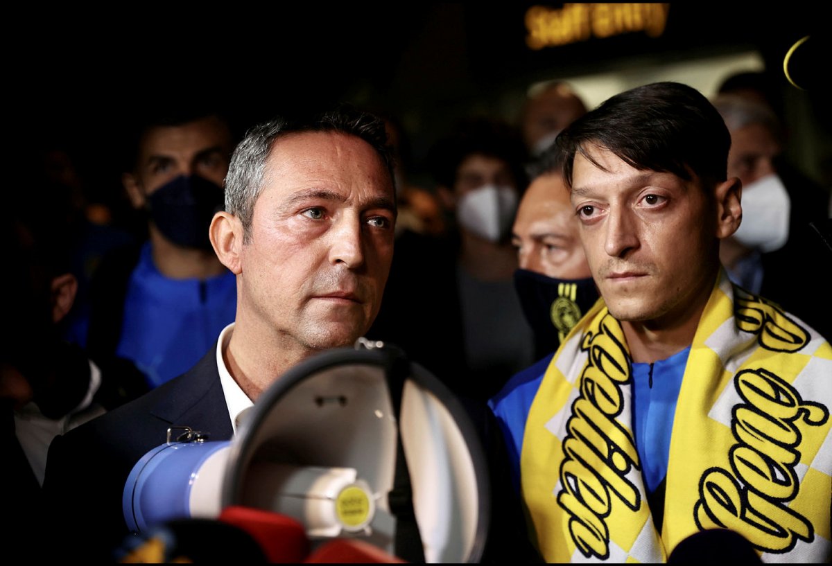 Mesut Özil, başkan Ali Koç la görüştü #1