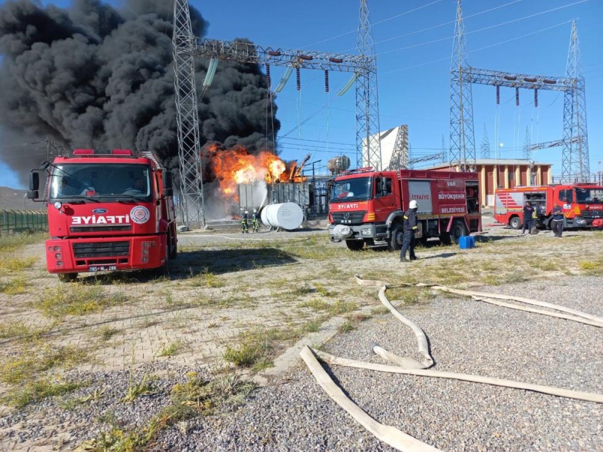 Van da Trafo Merkezi nde yangın çıktı #2