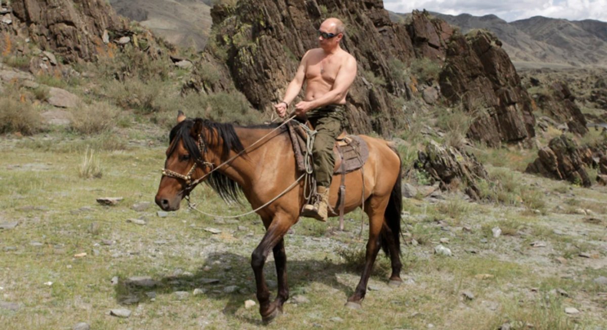 At üstünde poz veren Putin den Batılı liderlere: Siz iğrenç görünürdünüz #2