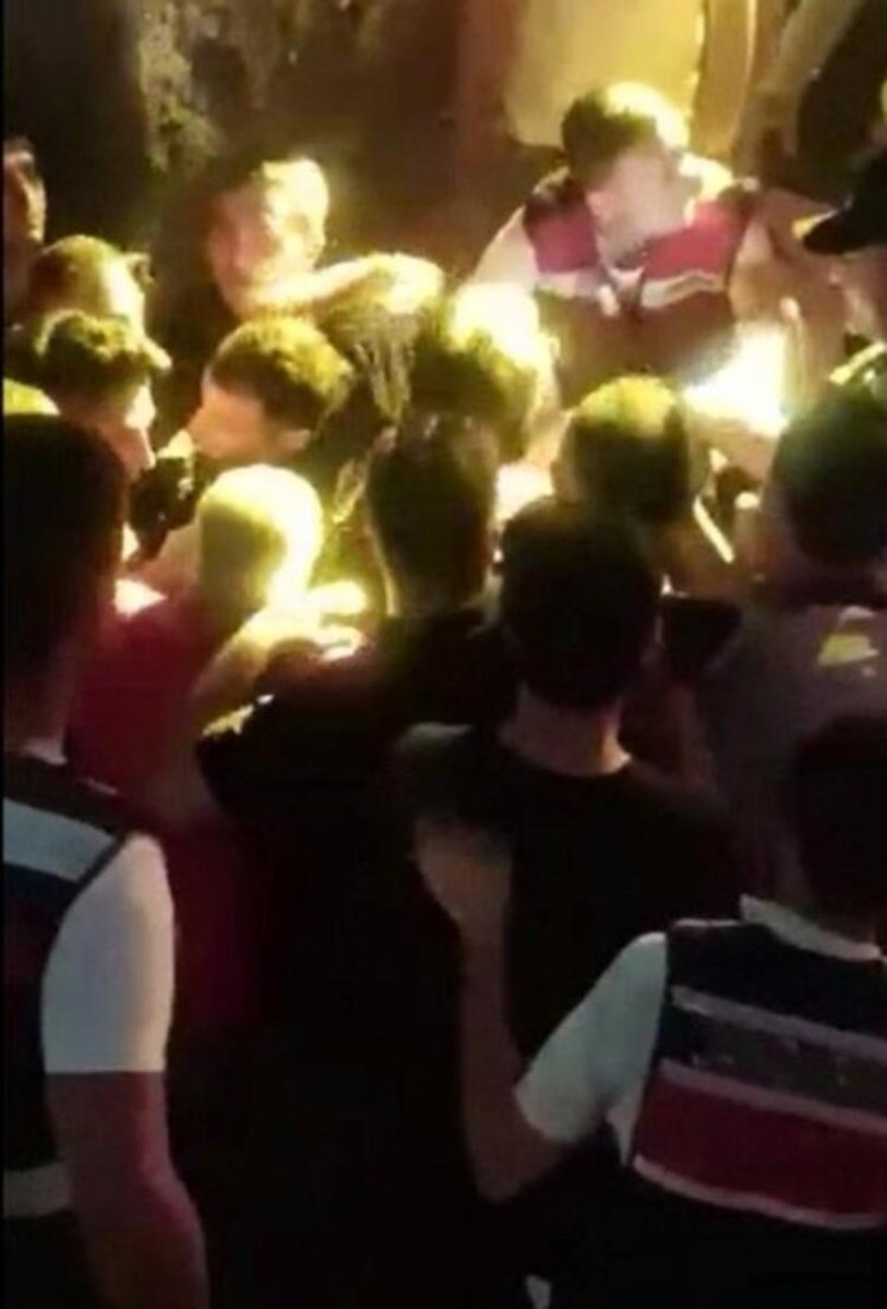 CHP li Başkan, Sibel Can konserinde taşkınlık çıkardı #4
