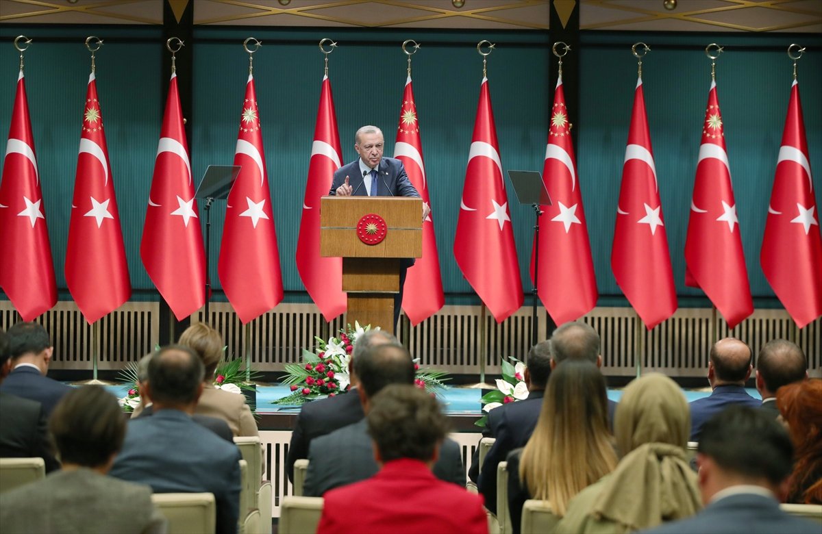 Cumhurbaşkanı Erdoğan, ekonomi eleştirilerine araç sayısıyla cevap verdi #1