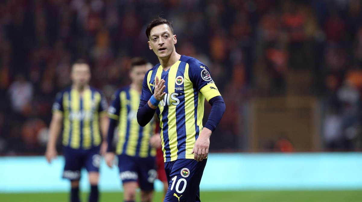 Fenerbahçe, Mesut Özil ile yolları ayırdı #1