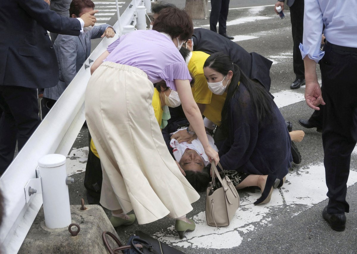 Şinzo Abe suikastında dini lidere saldırı ayrıntısı #1