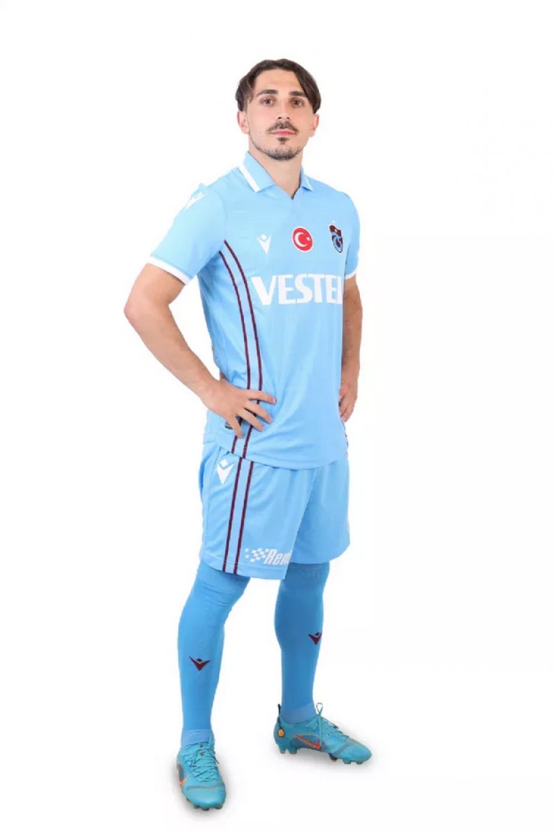 Trabzonspor, yeni sezon formalarını tanıttı #6