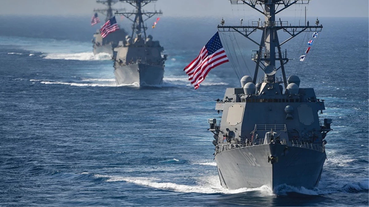 ABD donanmasına ait savaş gemisi, Yemen kıyısı açıklarından kendisine atılan çok sayıda füzeyi imha etti