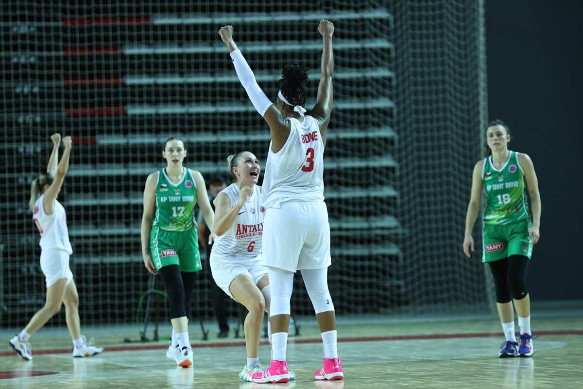 Antalya Büyükşehir Belediyespor Toroslar Basketbol, KP Tany Brno'yu 79-77 yendi