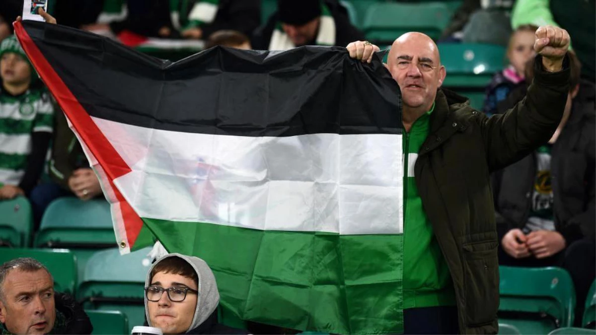 Celtic Taraftarları Atletico Madrid Maçında Filistin Bayrakları Açtı
