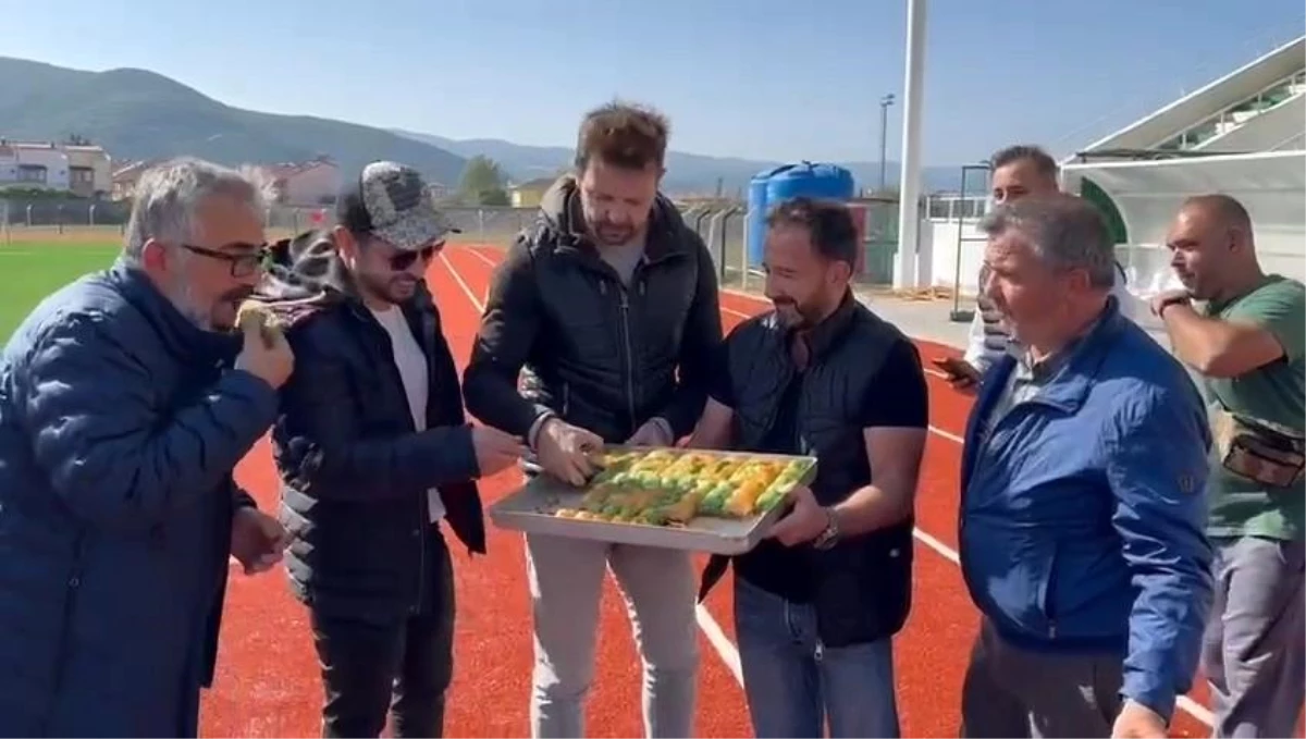 Fenerbahçe'nin efsane futbolcusu Elvir Baljic, İznik'te amatör spor kulübünü ziyaret etti