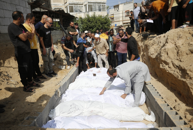 İsrail savaş uçakları gece saatlerinde Hıttin Camisi'ne bomba yağdırdı