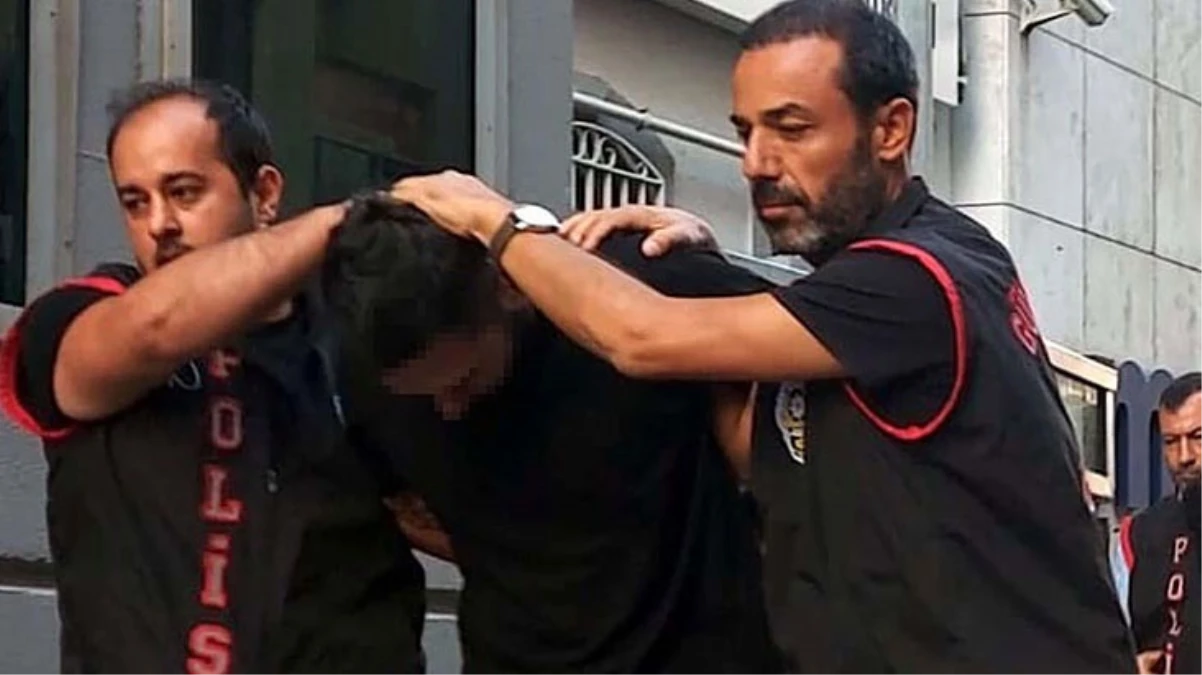 İzmir'de Kuran-ı Kerim'i Yırtan Kişiye Hapis Cezası