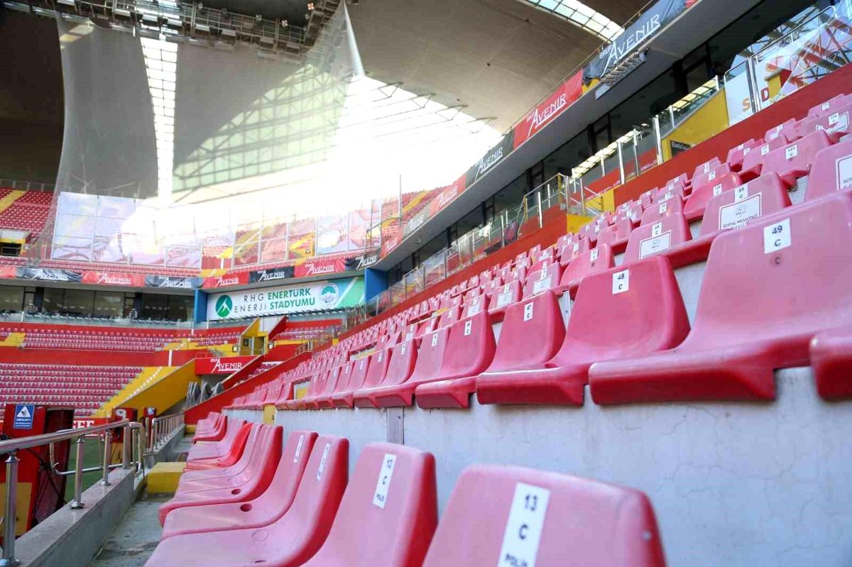 Kayseri Büyükşehir Belediyesi, RHG Enertürk Enerji Stadyumu’nda güvenlik önlemlerini arttırdı