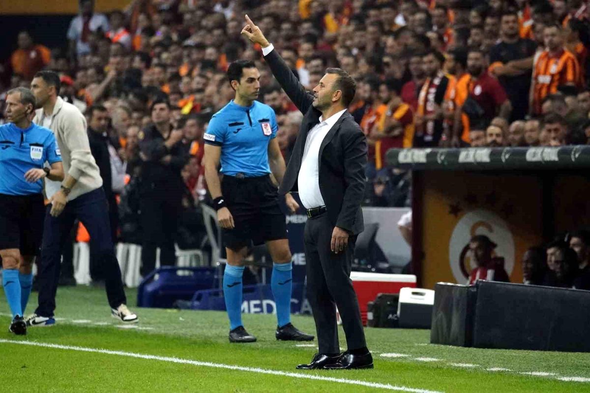 Okan Buruk, Beşiktaş maçında 4. galibiyetini aldı