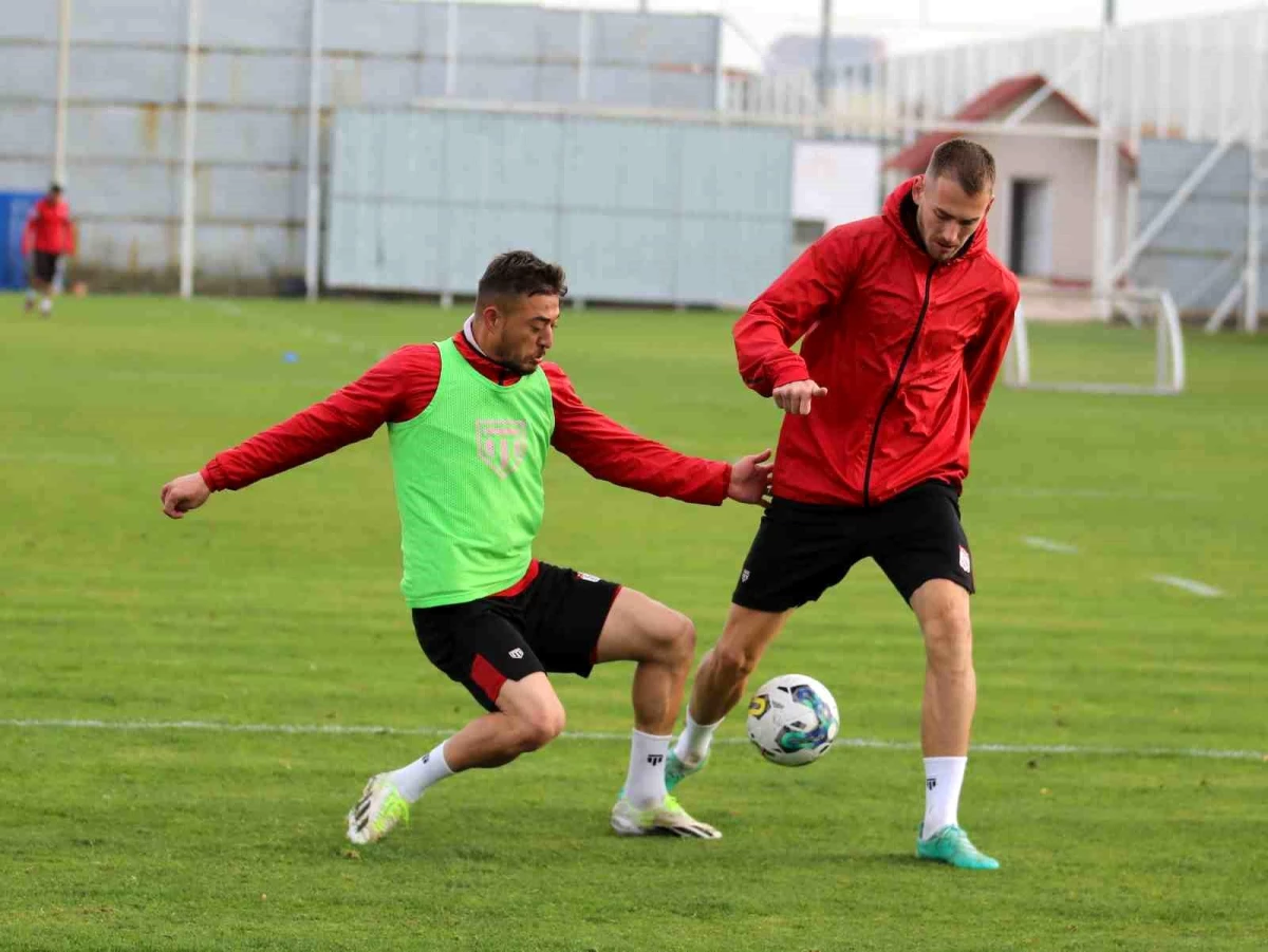Sivasspor, Corendon Alanyaspor maçı için hazırlıklarını sürdürdü