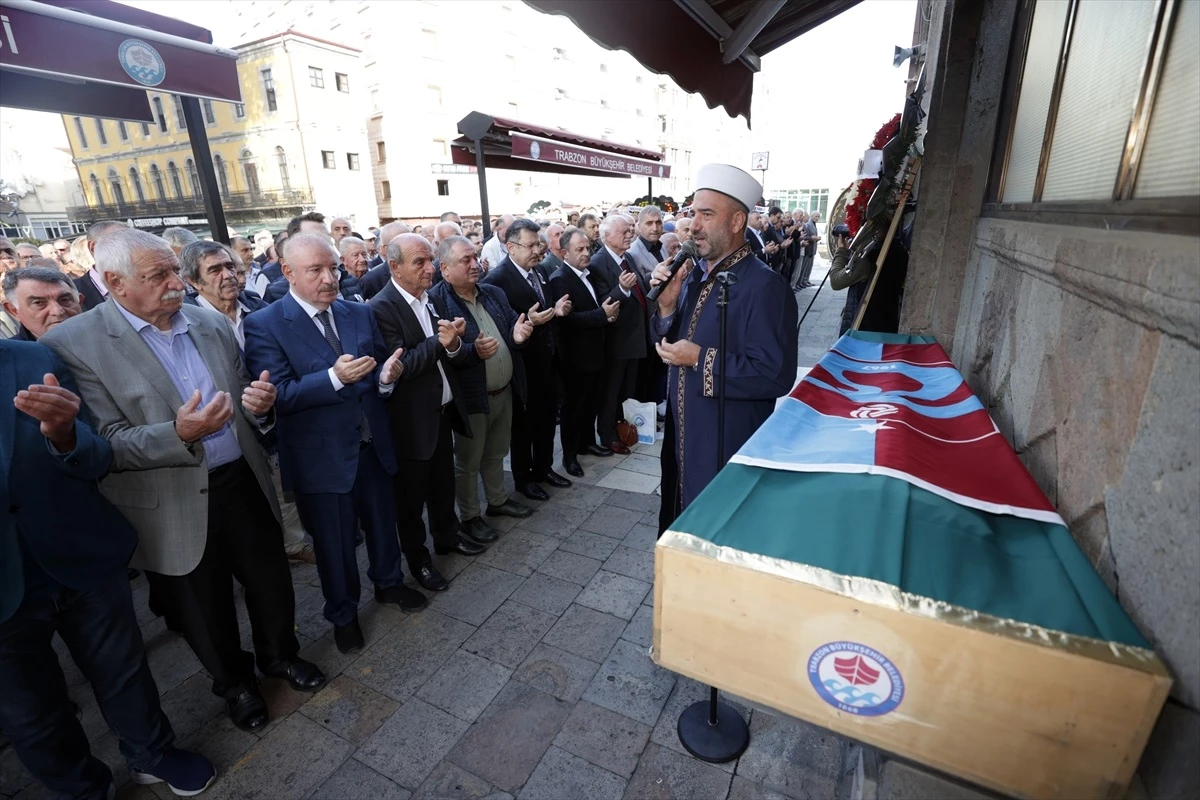 Trabzonspor'un eski asbaşkanı Nevzat Ergüney son yolculuğuna uğurlandı
