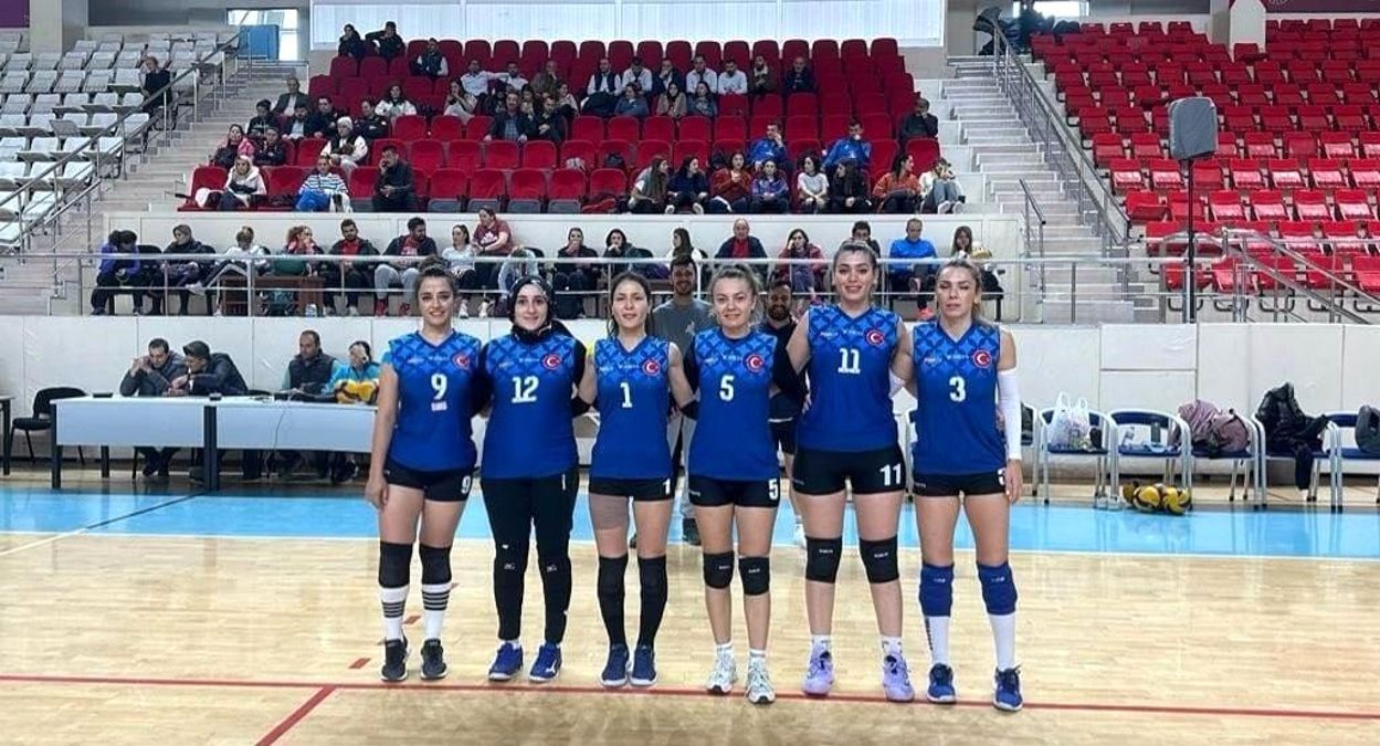 Van Milli Eğitim Müdürlüğü Kadın Voleybol Takımı Türkiye finallerine katılmaya hak kazandı