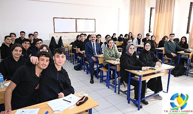 Lider Altay Lise Öğrencileriyle Buluştu