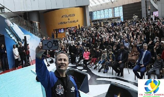 Alper Gezeravcı Uzay Seyahati Sonrası Birinci Gençlik Buluşmasını Konya Bilim Merkezi’nde Yaptı
