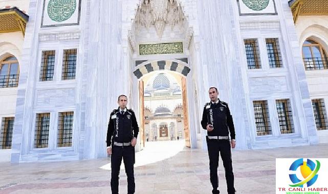 İstanbul Büyükşehir Belediyesi’nin Paklık Hizmeti Verdiği Selatin Cami Sayısı 42’ye Çıktı