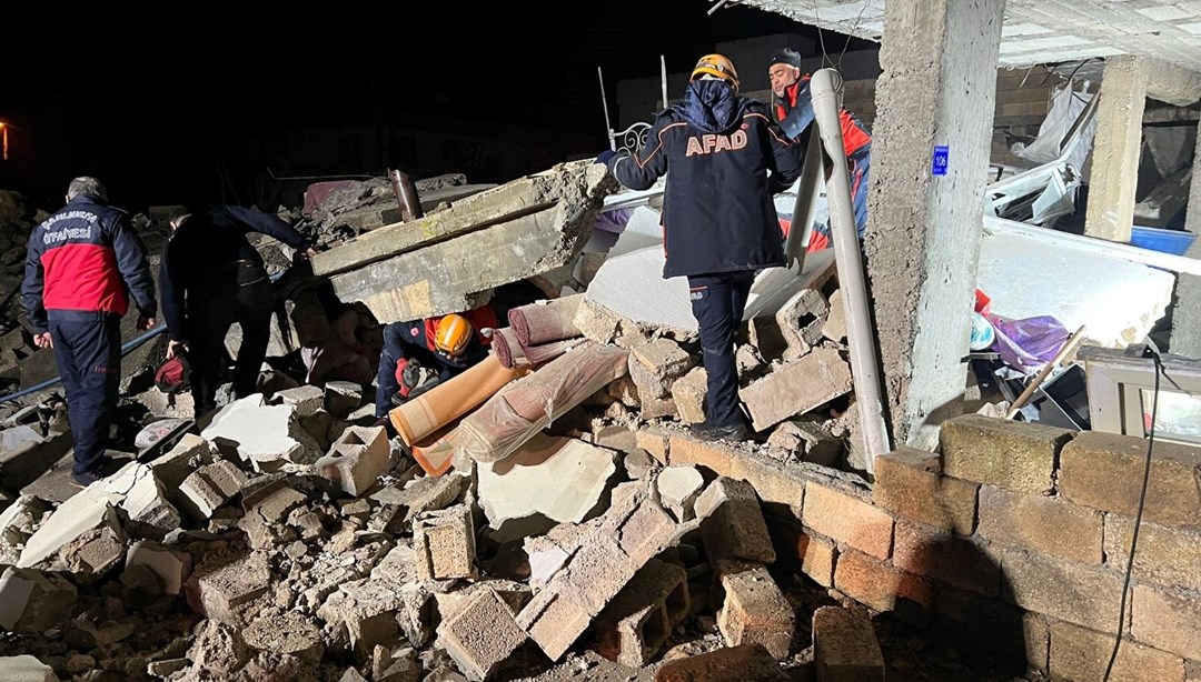 Şanlıurfa’da ev çöktü: 2 ölü, 8 yaralı